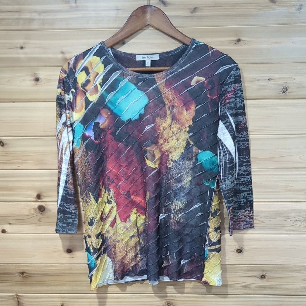 Jess‎ & Jane Top Womens Small Multicolor Sublimation Ruffle Art